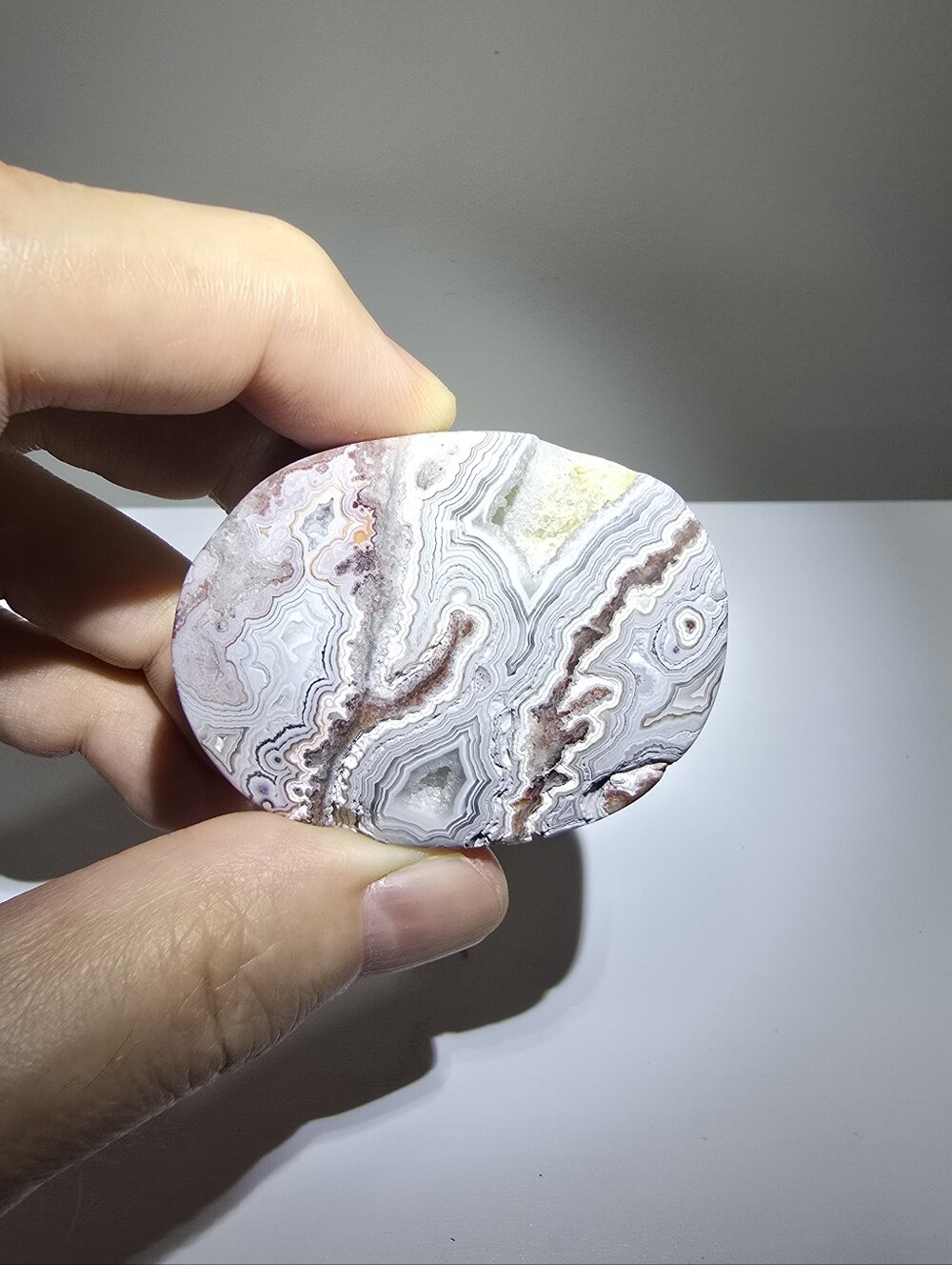 Mexican Crazy Lace Agate Crystal Palmstone #I